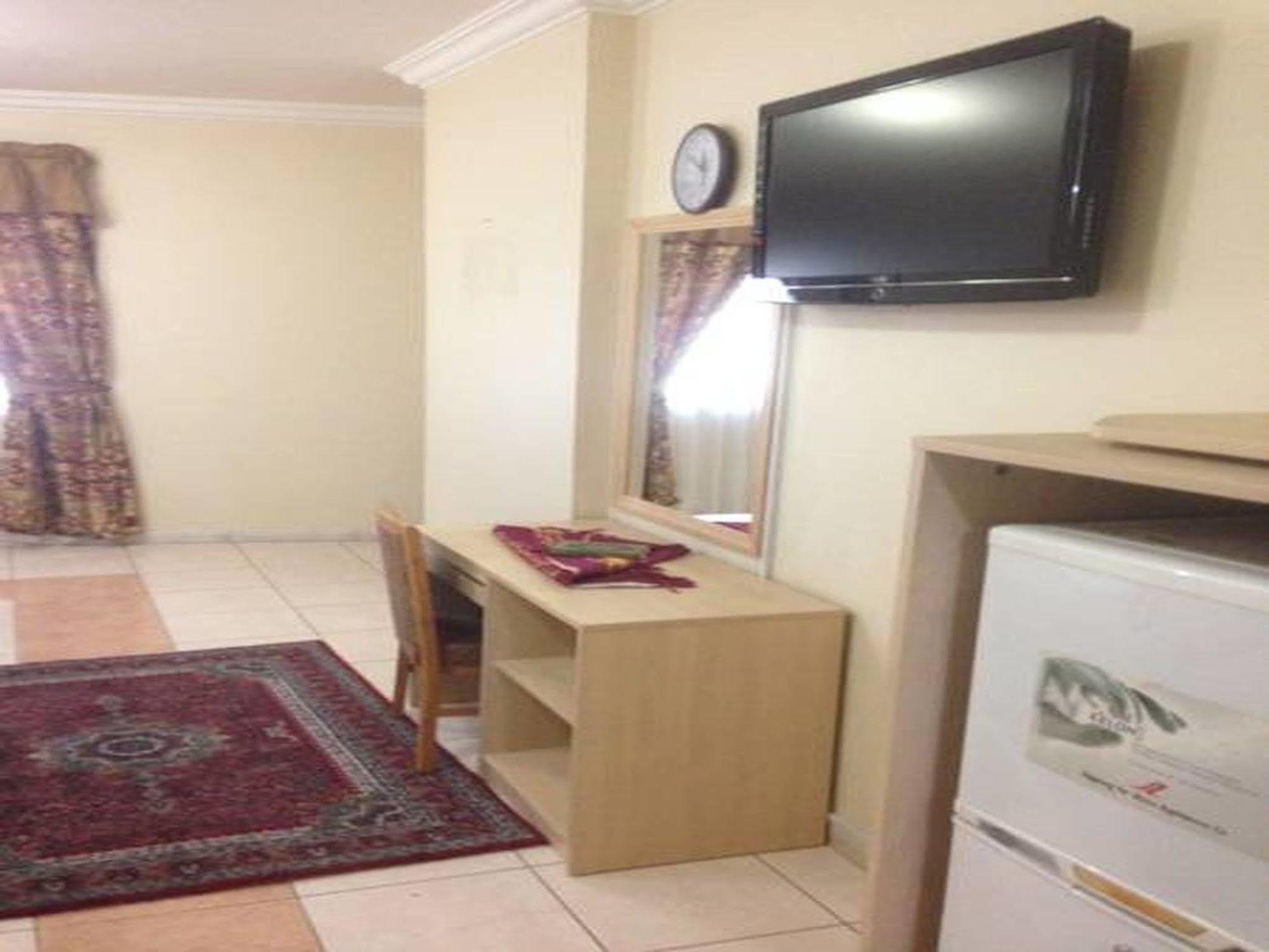 Cristalaat Al Aseel Hotel Мека Екстериор снимка