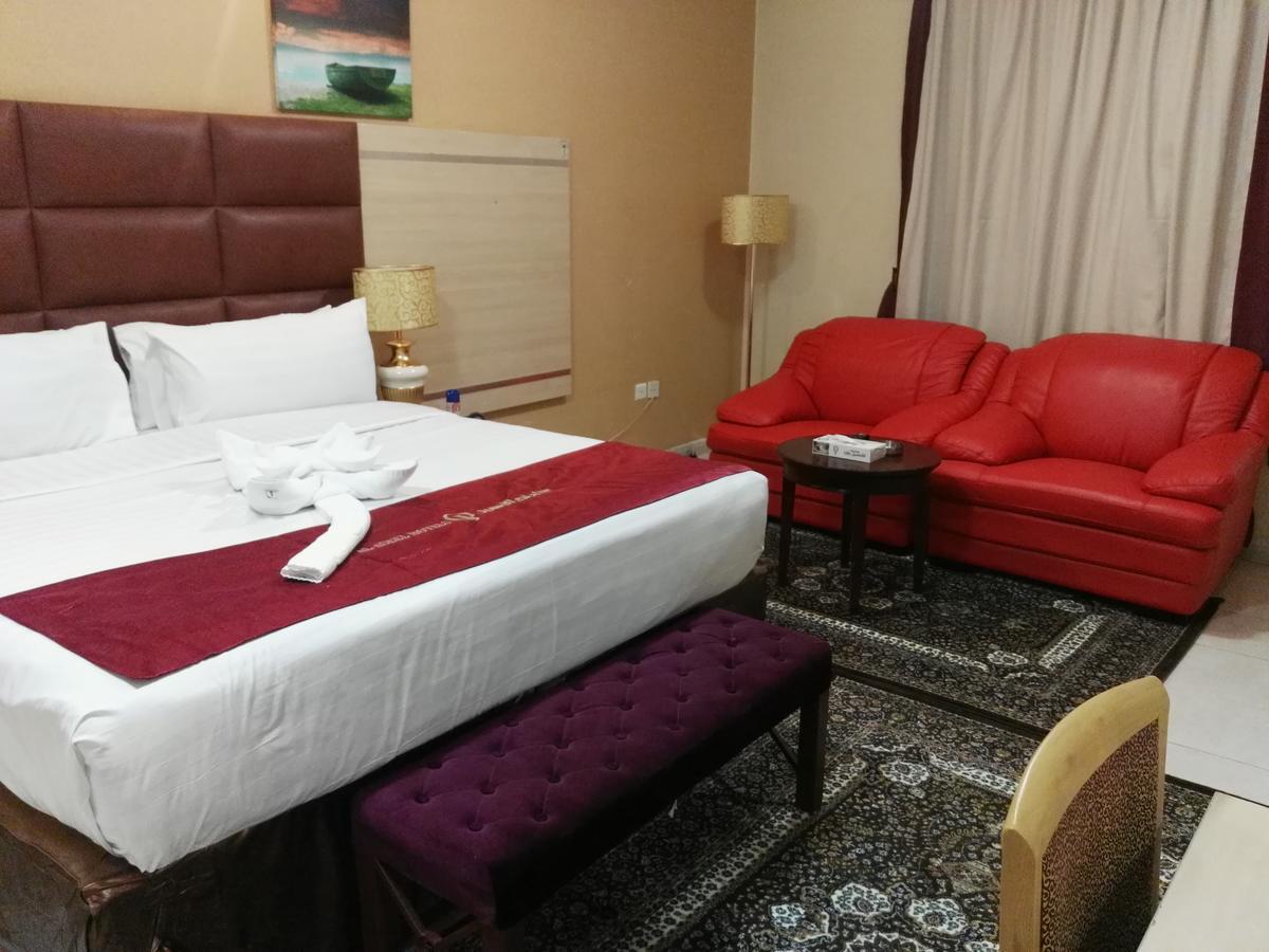 Cristalaat Al Aseel Hotel Мека Екстериор снимка