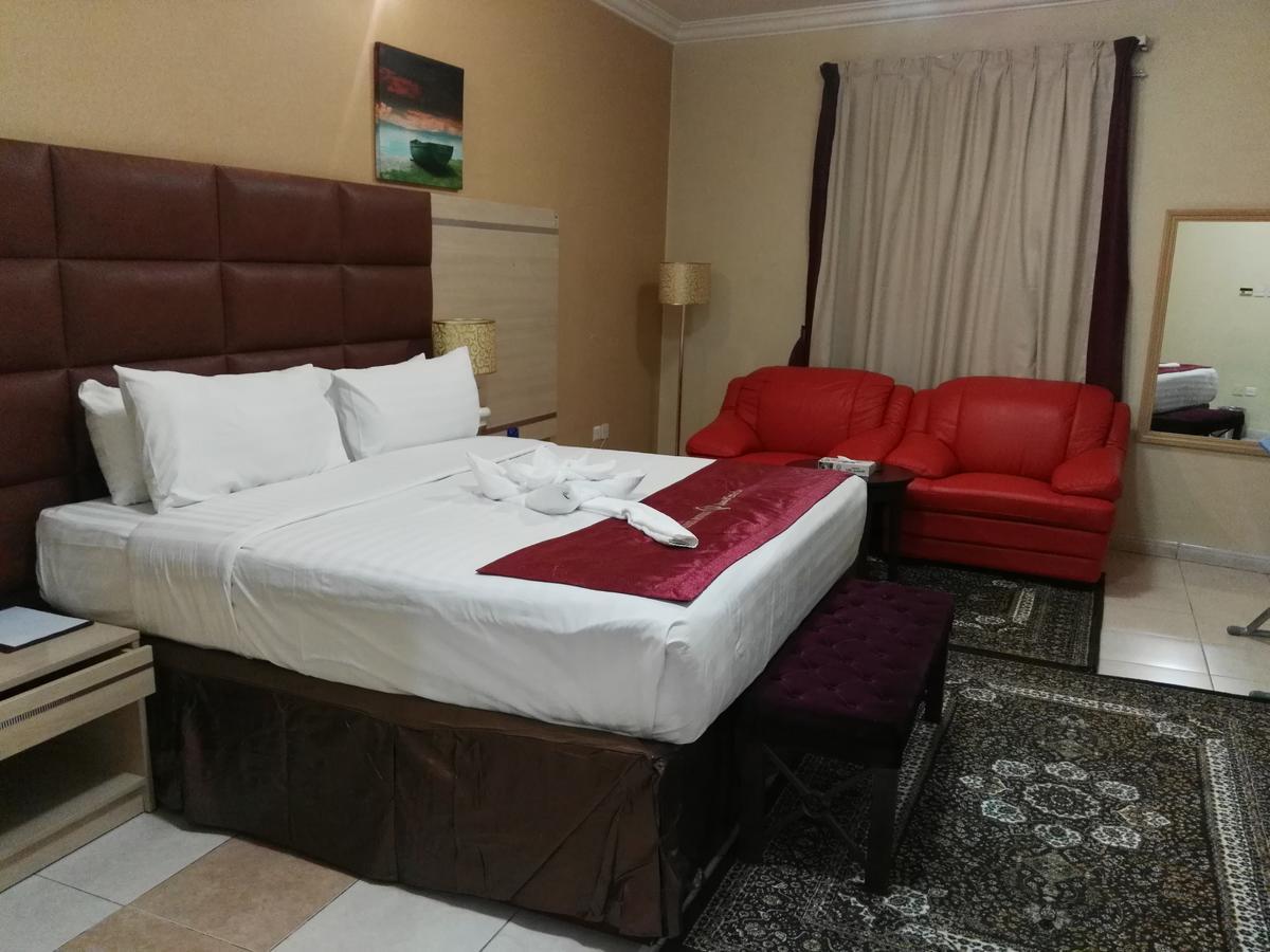 Cristalaat Al Aseel Hotel Мека Екстериор снимка