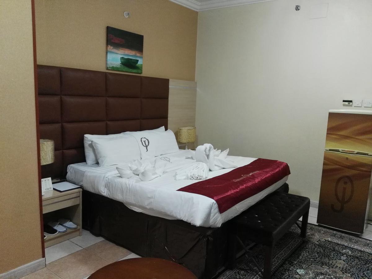 Cristalaat Al Aseel Hotel Мека Екстериор снимка