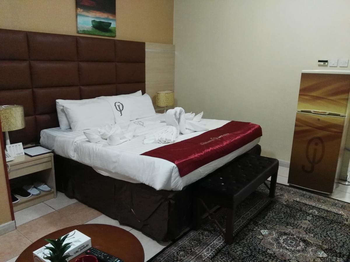 Cristalaat Al Aseel Hotel Мека Екстериор снимка